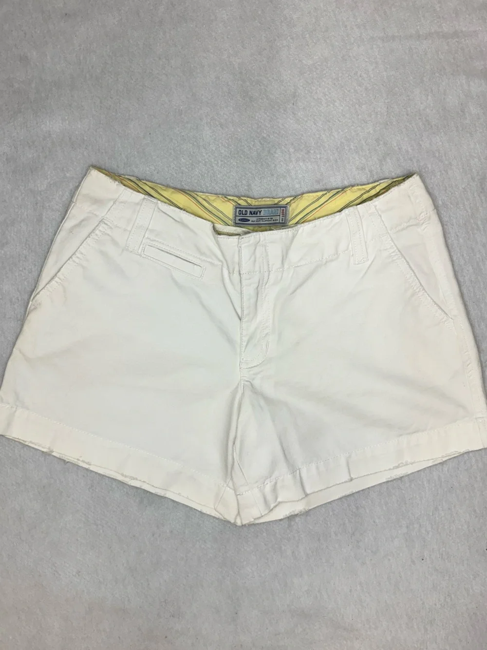 Old Navy White Chino Women’s Cotton Shorts size 2